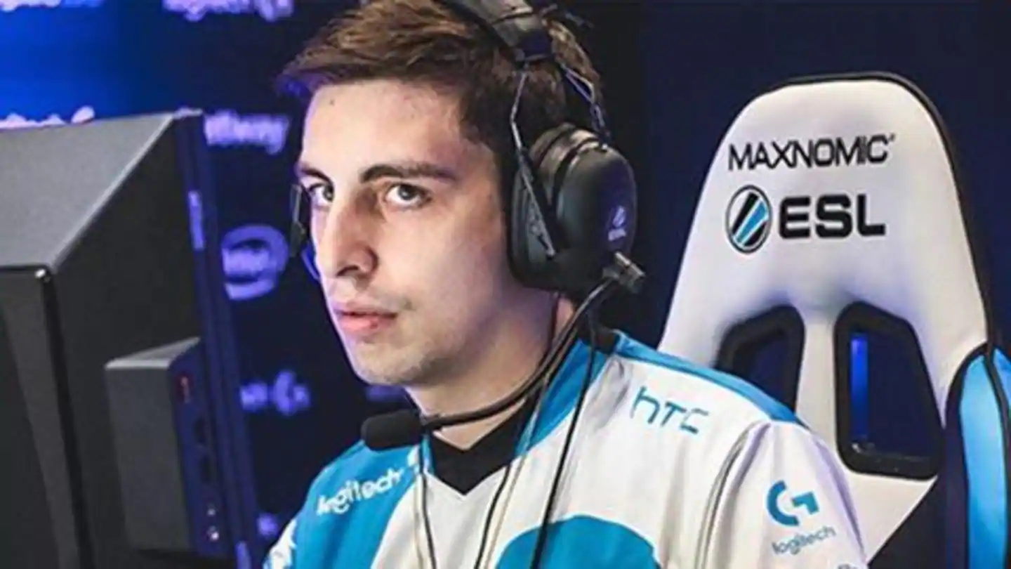 Wer ist Leichentuch Michael Grzesiek zucken Streamer cs: Go Pro Cloud9 Leichentuch Karriere