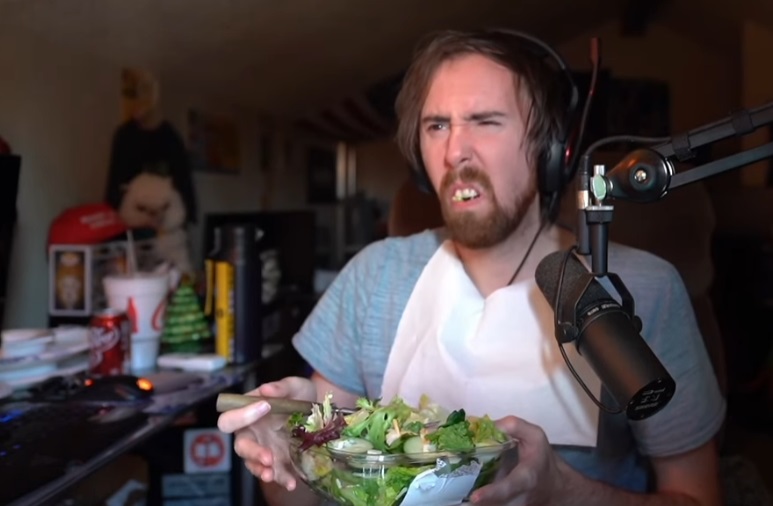 Asmongold raises 370k for charity: Eats salad and takes shower