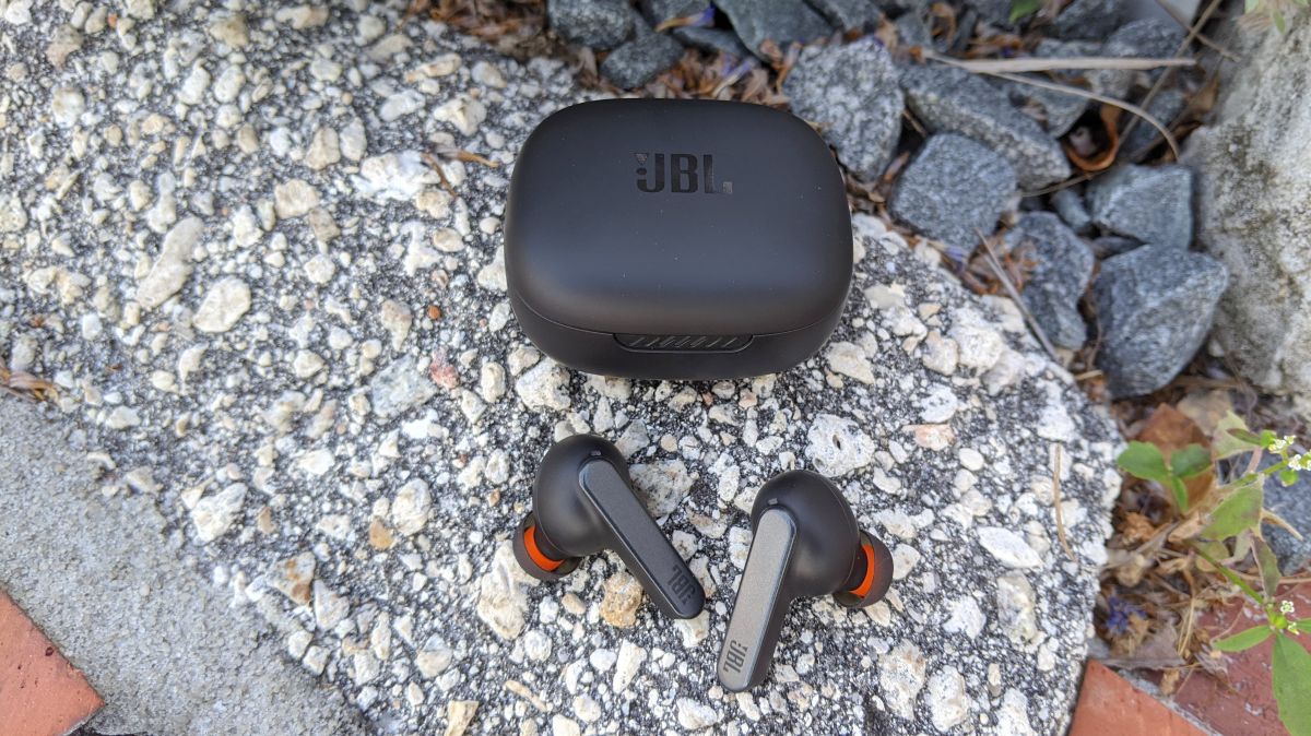 JBL Live Pro Plus review