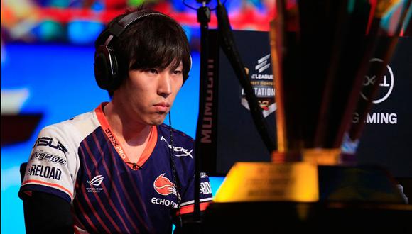 Street Fighter-Profi Momochi beschwert sich über alternde Profis, die das Spiel dominieren