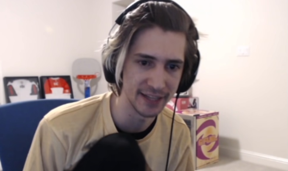 xQc bestätigt 60-Tage-Subathon, kauft mehrere Computer, um im Haus zu streamen