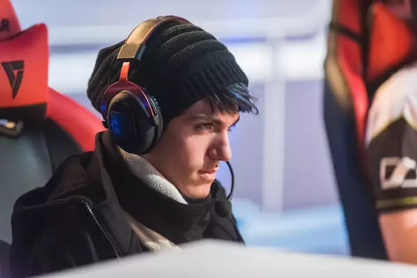 Kuxir Wölfe Esports Abflug-Ausgangsfreigabe