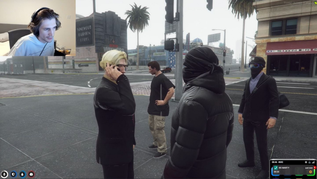 xqc wütet Twitch-Fans GTA RP Banküberfall-Server ohne Pixel