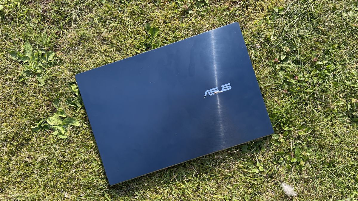 Asus ZenBook Duo (UX482) im Test