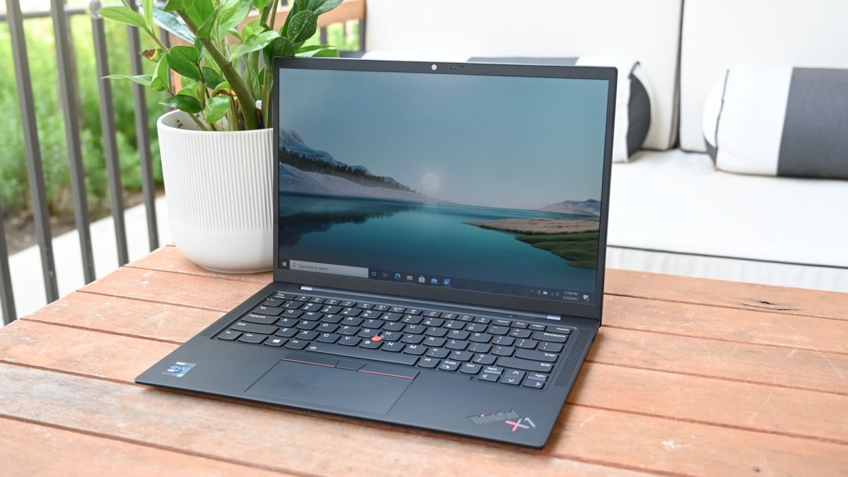 Lenovo ThinkPad X1 Carbon (Gen 9) im Test: Flirten mit Perfektion