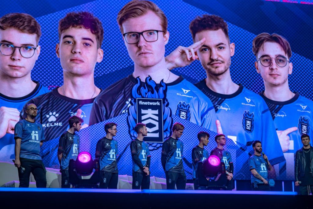 KOI stellt sein League of Legends-Team vor.  (Bild: KOI)