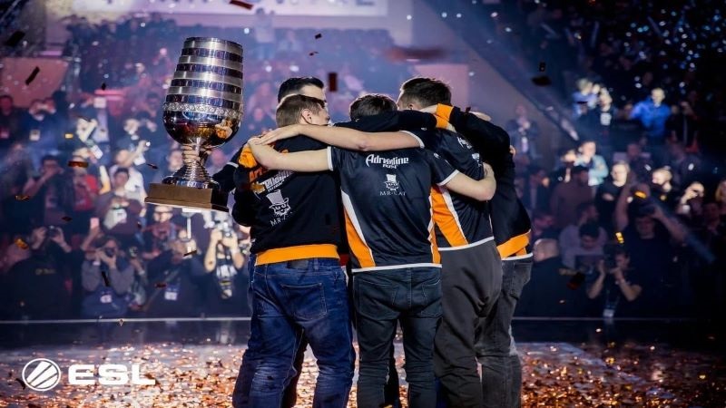 Virtus.pro threatened Dota 2 LAN banned russia ukraine war esports