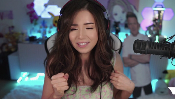 Pokimane Twitch Streamer Twitch Livestream Neues Kätzchen erklärt