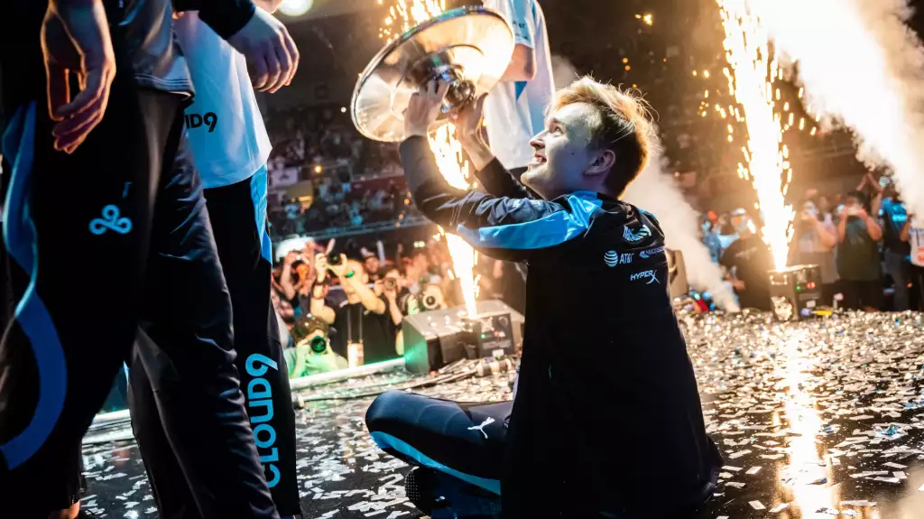 iem dallas 2022 cloud9 gewinner nafany trophy