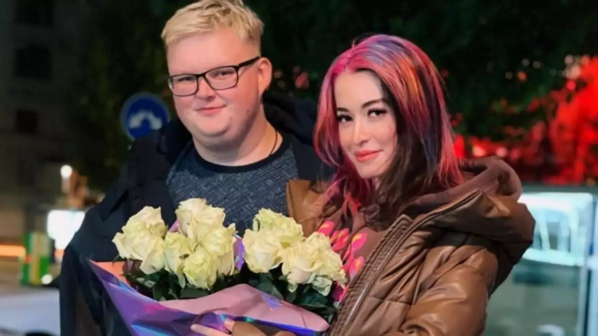 CSGO Pro Boombl4 Blackmailed By Ex-Wife Lika LiQueen After Spending $500K