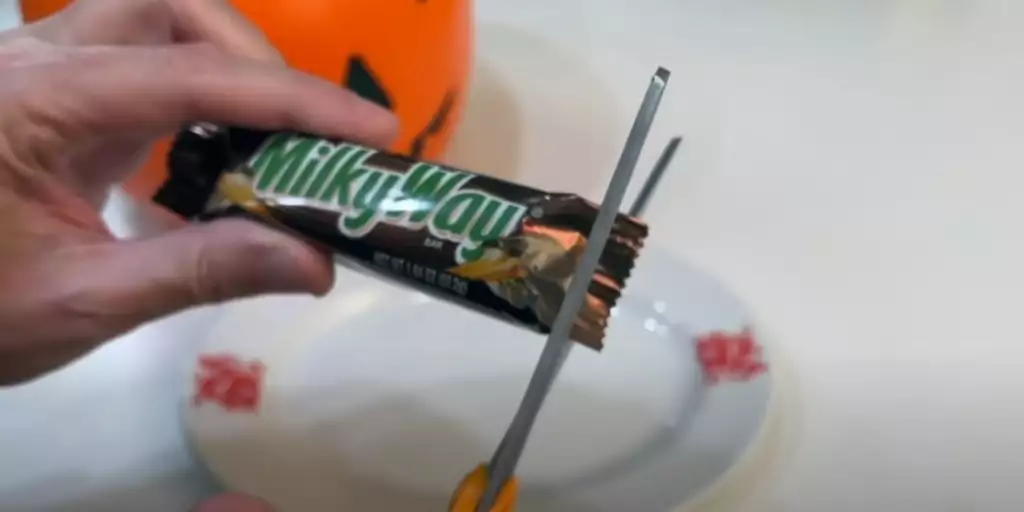 DOOM Mars Riegel Candy Milkyway Adafruit Industrien Halloween