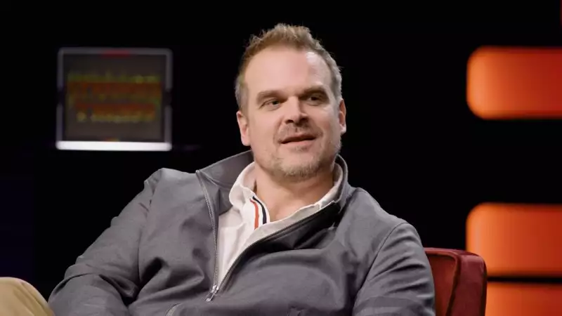 Stranger Things offiziell nach Show David Harbour peinliche Geschichte World of Warcraft