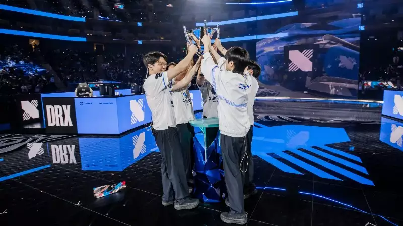 drx triumphierte im großen Finale der T1 Match Score Worlds 2022