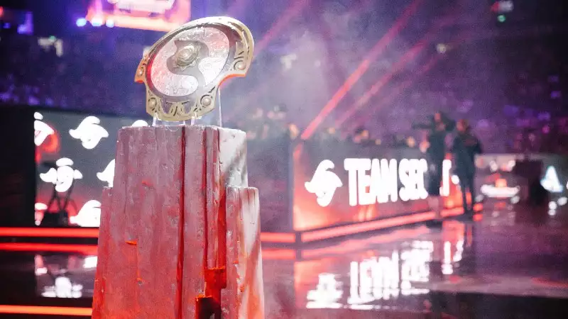 tundra esports hat angeblich die ti11 aegis champions trophy verloren
