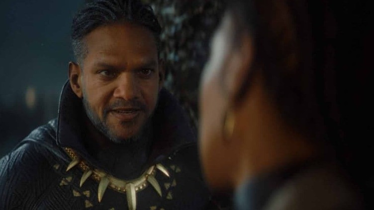 Khary Payton aus „The Walking Dead“ schlüpft in die Rolle von Azzuri, dem aktuellen Black Panther.  (Bild: Skydance New Media / Marvel Entertainment)