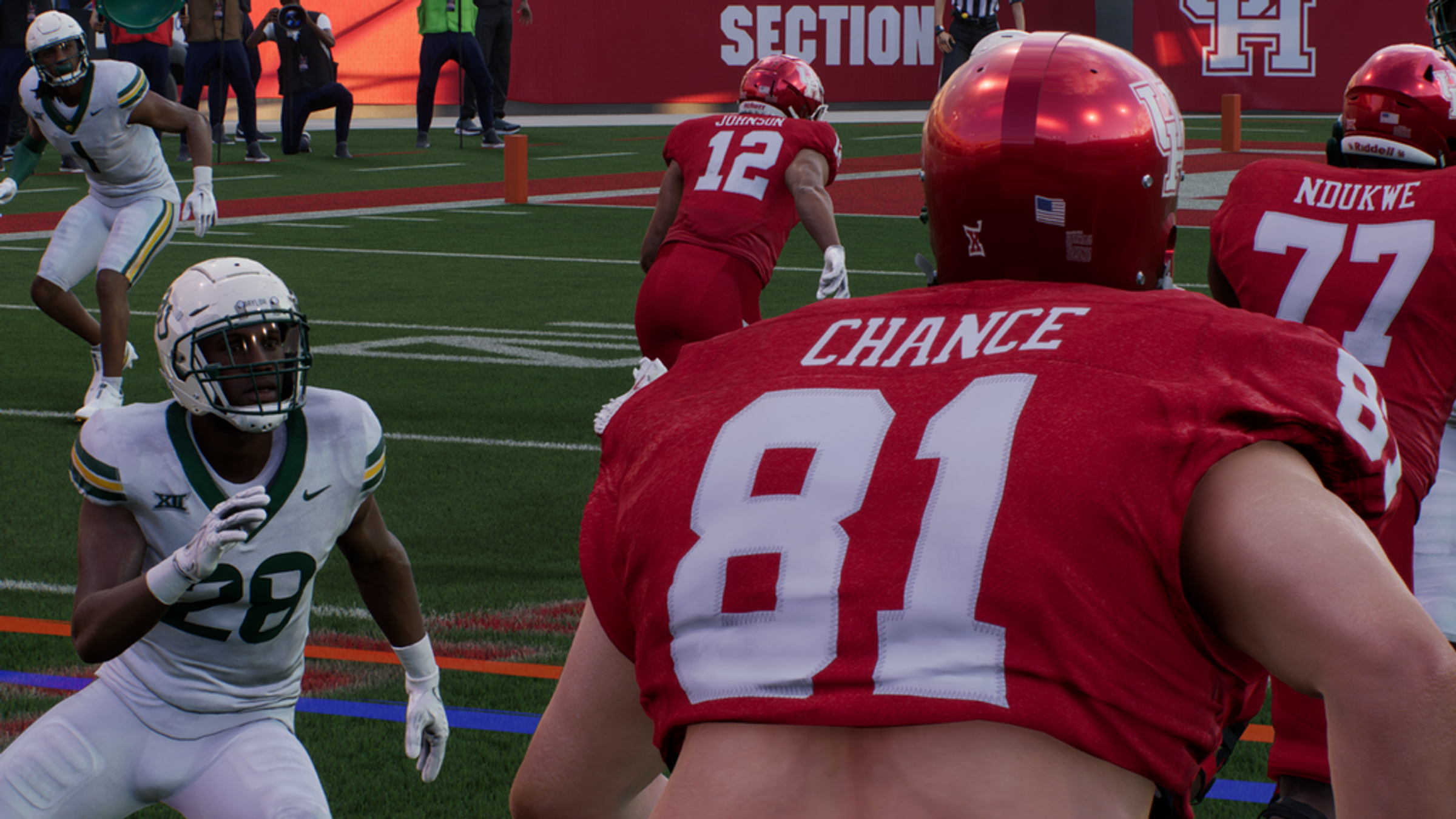 So erstellen Sie einen Spieler im College Football 25